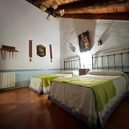 La Casa De La Tercia